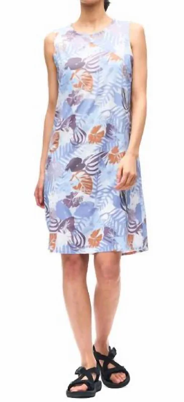 Stylish Women's Garments For Holidays Lieve Dress In Fresh Blue Botanical