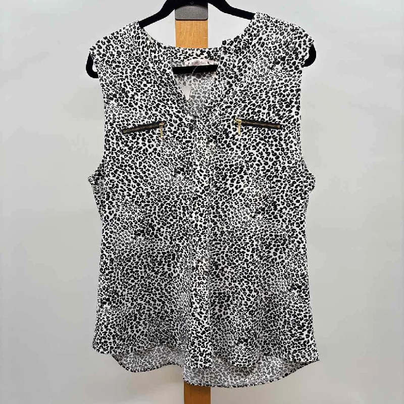 Best Clearance Sales Right Now Nanette Women's Size XL White Animal Print Sleeveless Shirt