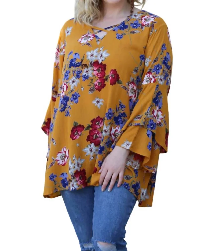 Women's Vintage-Inspired Outfit Floral Layered Bell Sleeve Tunic - Plus In Multi