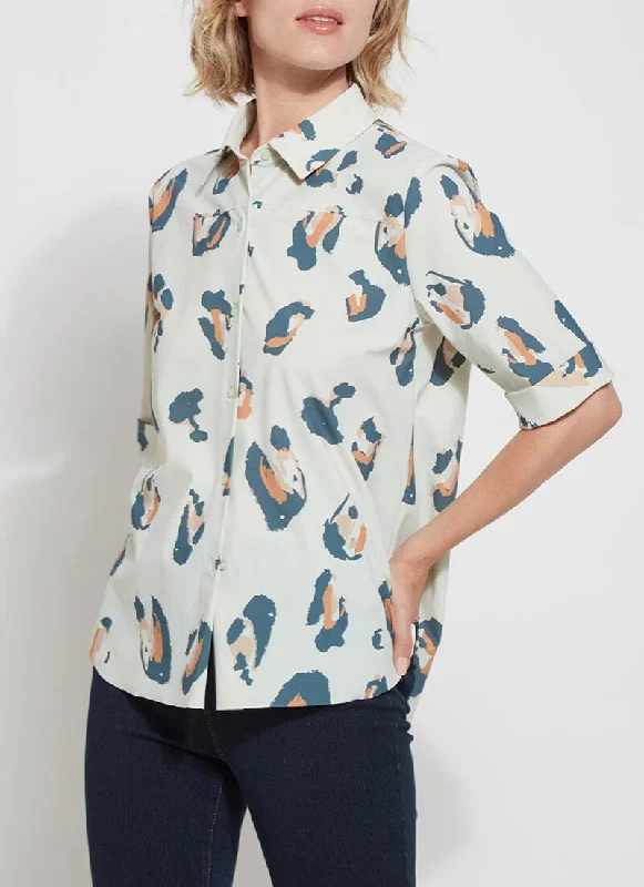 Women's Casual and Dressy Outfits Josie Short Sleeve Button Down Printed