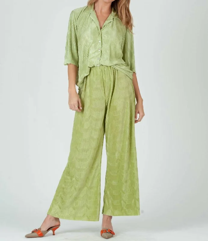 Chic Clothes For Women Raleigh Button Down Set Top And Pant In Keylime