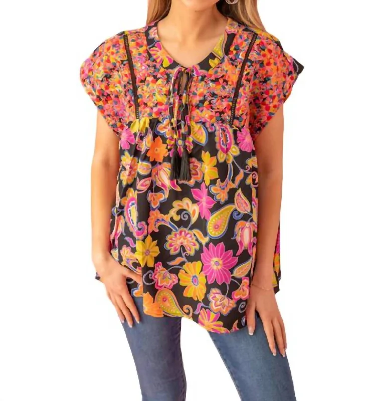 Women's Stylish Casual Garments Embroidered Floral Top In Black Multi