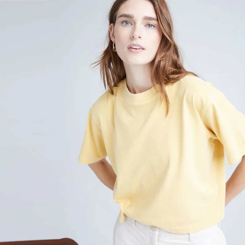 Fashion-forward Women's Wear Relaxed Crop Tee (Cornbread)