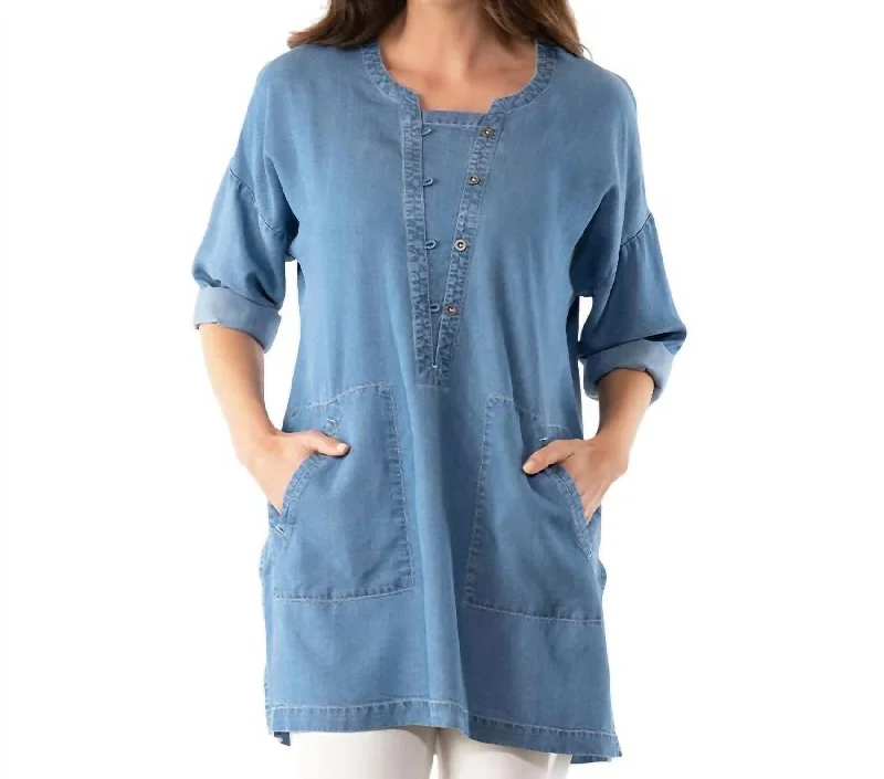 Classic Women's Clothing Styles Heatwave Tunic In Medium Wash