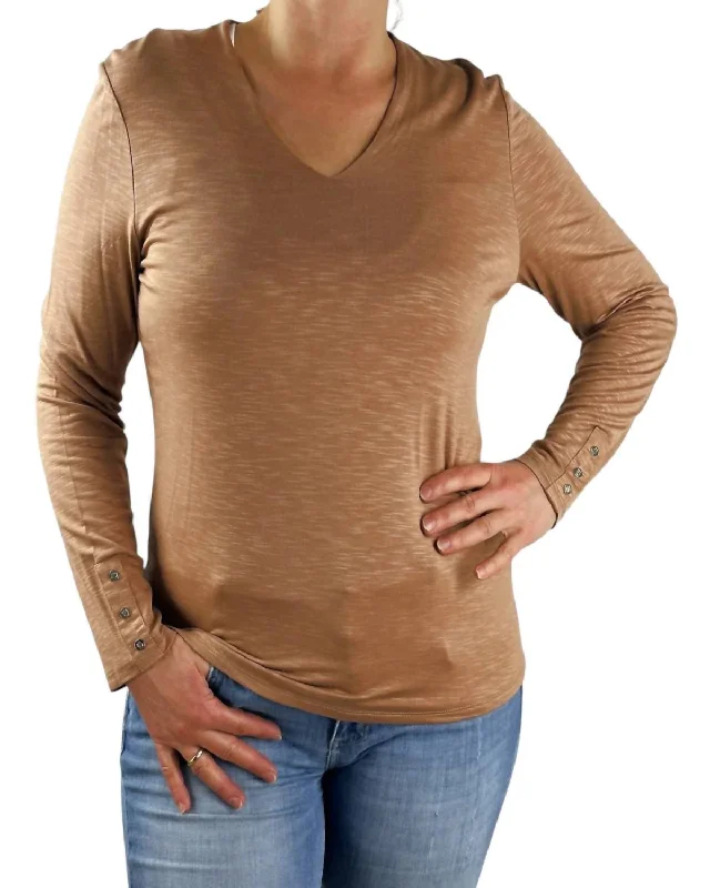 Women's Everyday Garments Long Sleeve T-Shirt In Camel