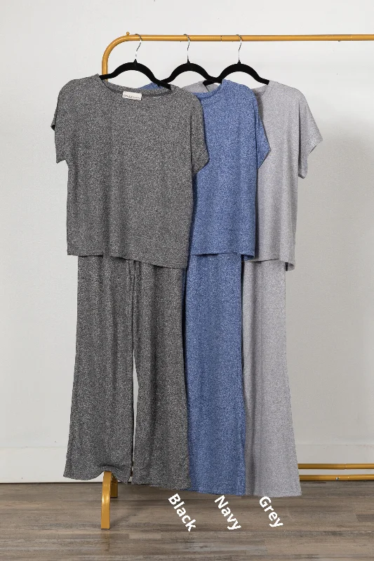 Women's Work Outfit Short Sleeve Tee And Lounge Pants Set