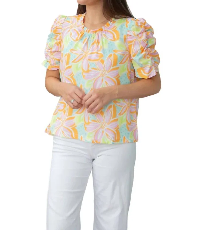 Women's Comfortable Garments Ruched Puff Sleeve Print Top In Paradise View Orange