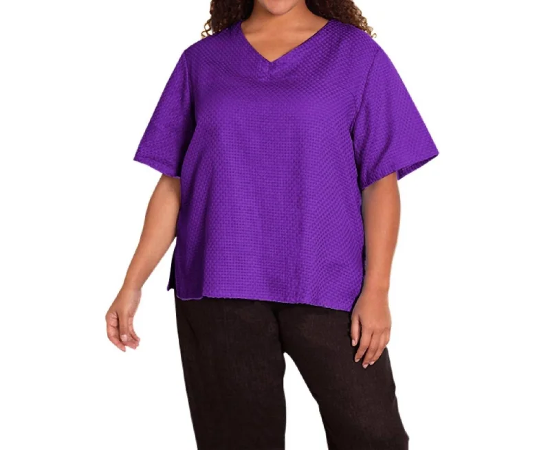 Discount Price Ameli Cotton Short Sleeve V-Neck Top - Plus In Acai