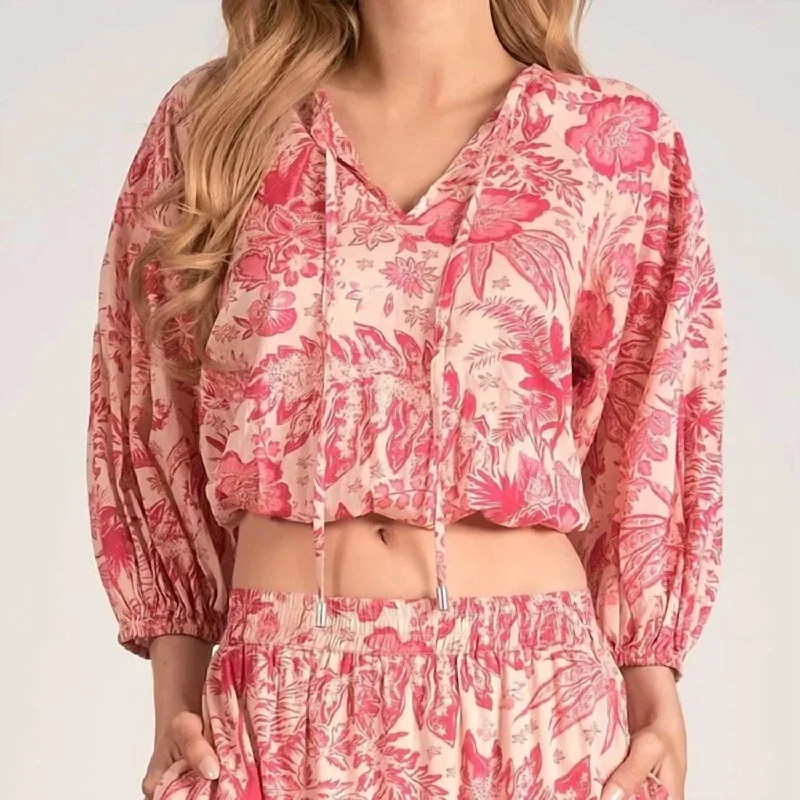 Women's Clothes And Garments Leafy Floral Top In Pink