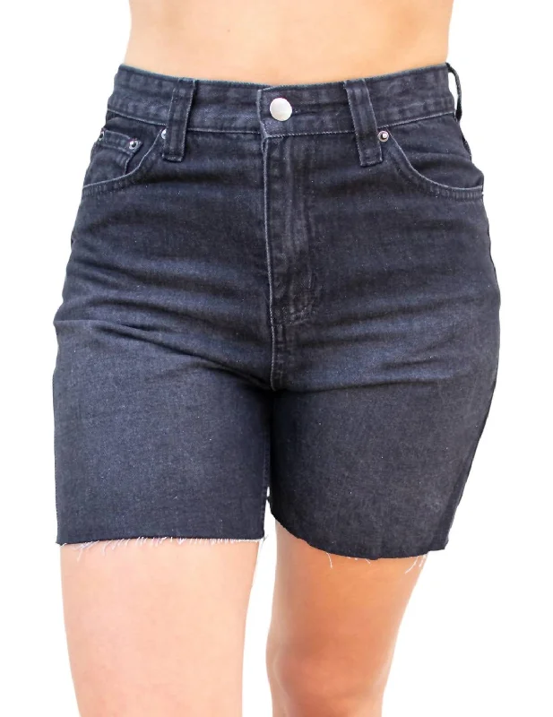 Everyday Women's Fashion Trends Summertime Denim Thigh Shorts In Black