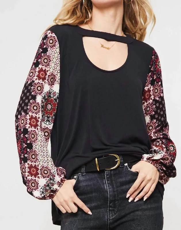 Trendy Online Boutiques Floral Print Sleeve Knit Top In Black