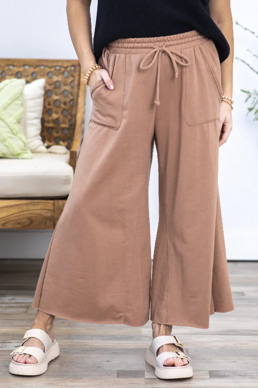 Women's Activewear Outfit Mocha Tie-Wide Waist Banded Crop Pants