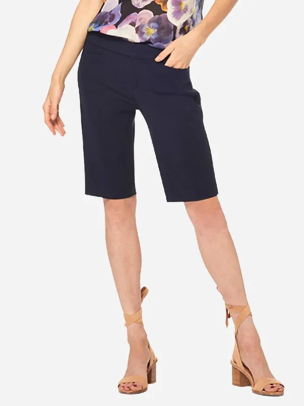 Chic Women's Outfit Ideas Atkins Short In Navy