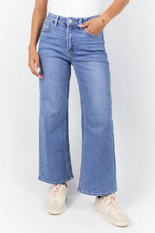 Mallory Medium Wash Ankle Length Straight Leg Jeans