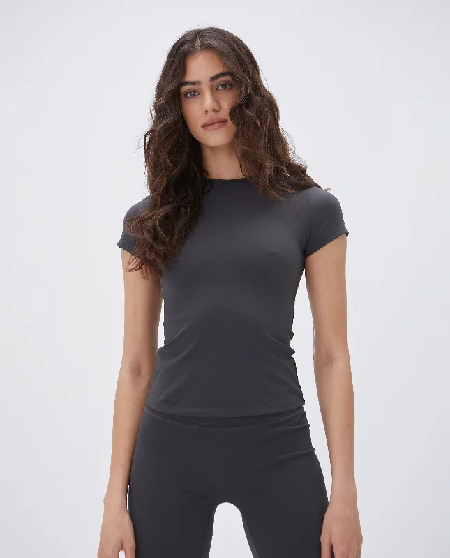 Women's Seasonal Fashion Trends Ultimate Short Sleeve Top - Graphite Grey