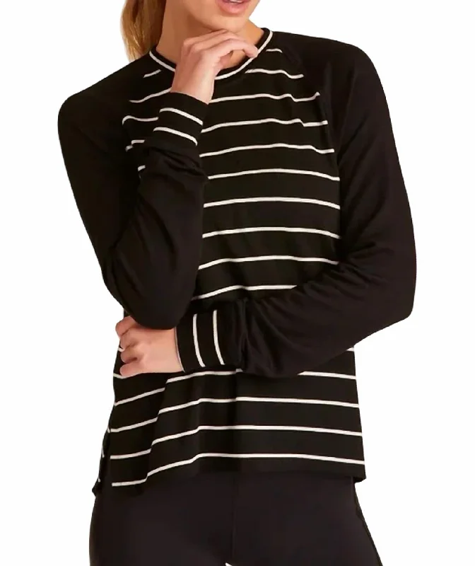 Women's Formal Event Attire Breeze Sweatshirt In Black/white