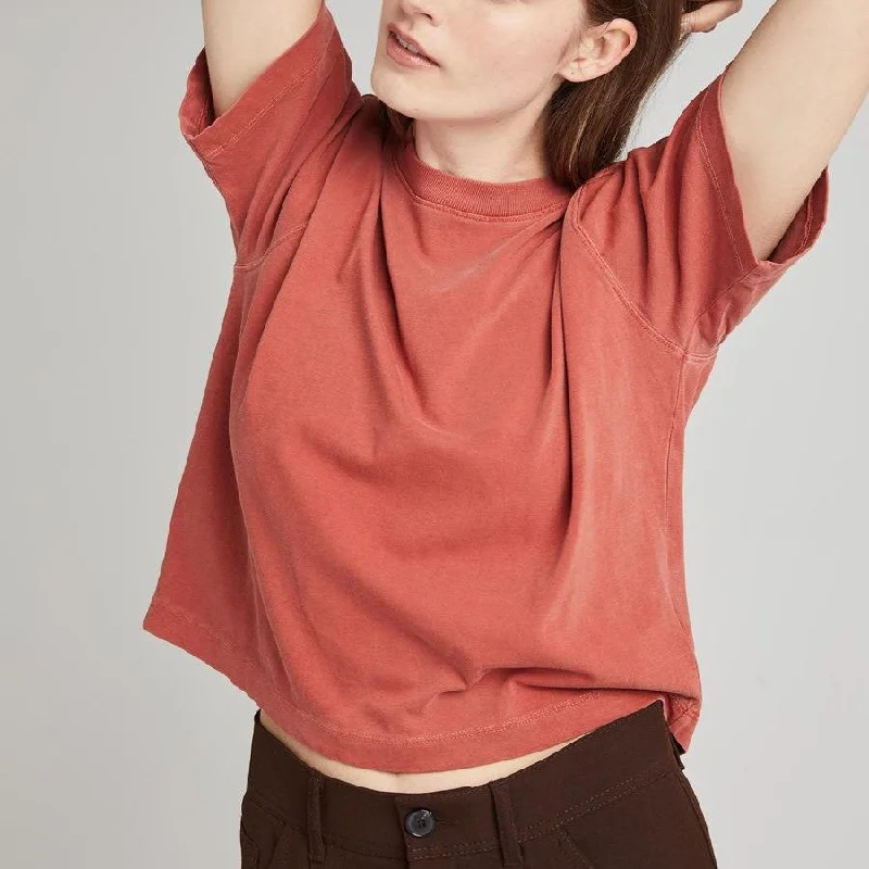 Luxury Women's Fashion Relaxed Crop Tee (Red Ochre)