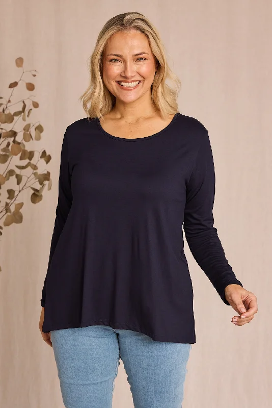 New Arrival Discount Long Sleeve Swing Tee in Navy