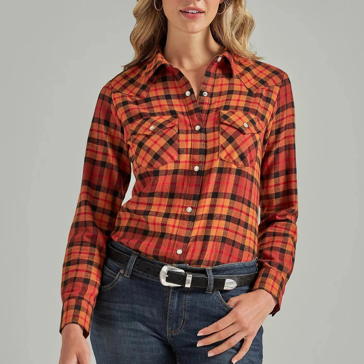 Women's Functional Apparel For Outdoor Activities Wrangler Women's Long Sleeve Plaid Flannel Western Snap Shirt in Adobe