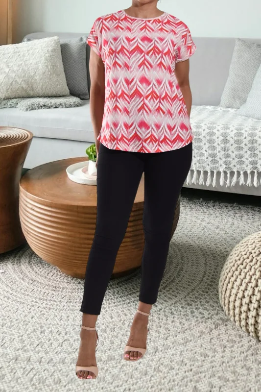 Casual Outfit For Women Ladies Pink And White Knit Top