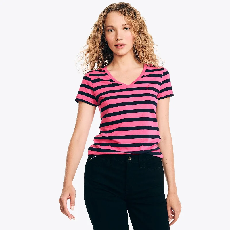 Trend Alert Nautica Womens Striped V-Neck T-Shirt