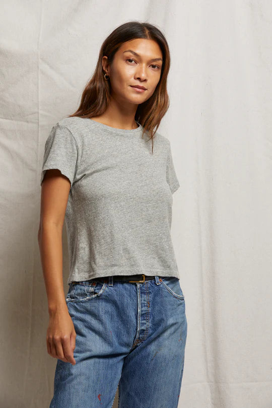 Women's Layered Outfit Lisa Cotton Fitted Short Sleeve Tee - Heather Grey