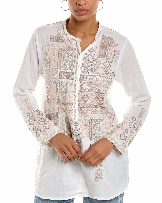 Fashion Essentials Avery Tunic Top In White Multi