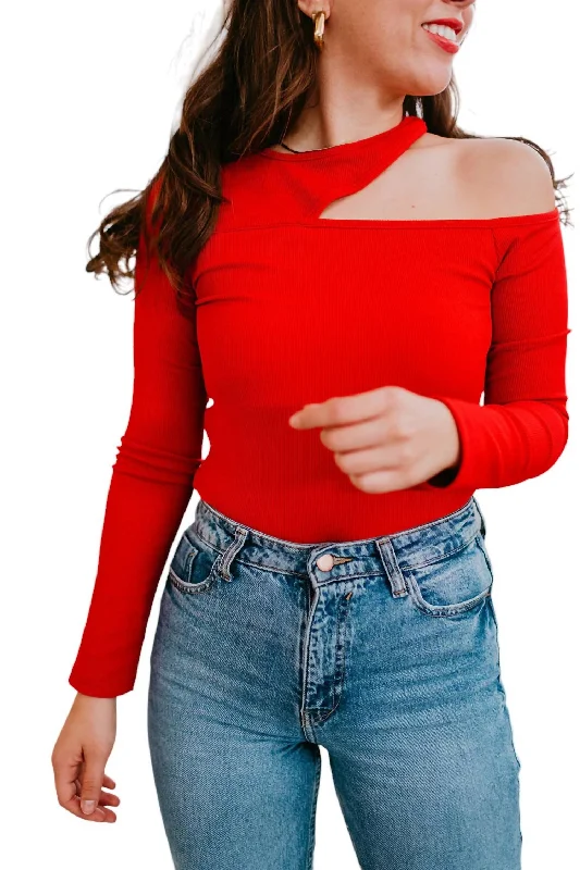 Must-Have Styles Long Sleeve Caliente Top In Red