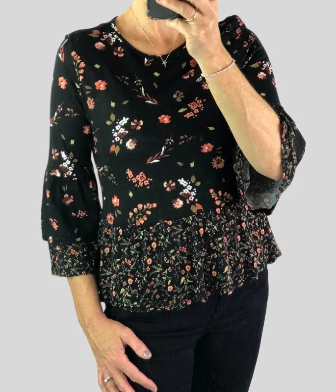 Elegant Styles Flute Sleeve Floral Top