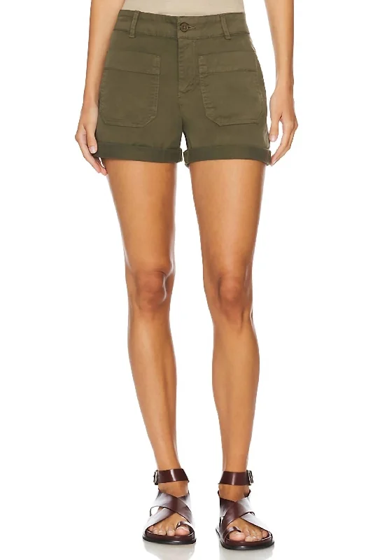 Laid-Back Elegance Marine Shorts In Burnt Olive